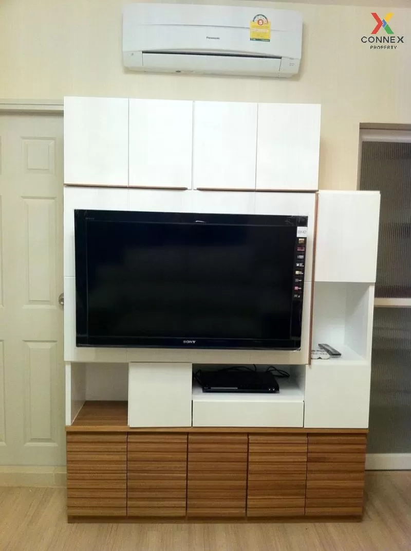 FOR RENT condo , Life @ Sathorn 10 , nice view , high floor , BTS 4