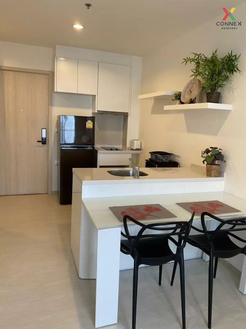 FOR RENT condo , RHYTHM Sukhumvit 42 , BTS-Ekkamai , Phra Khanong 4