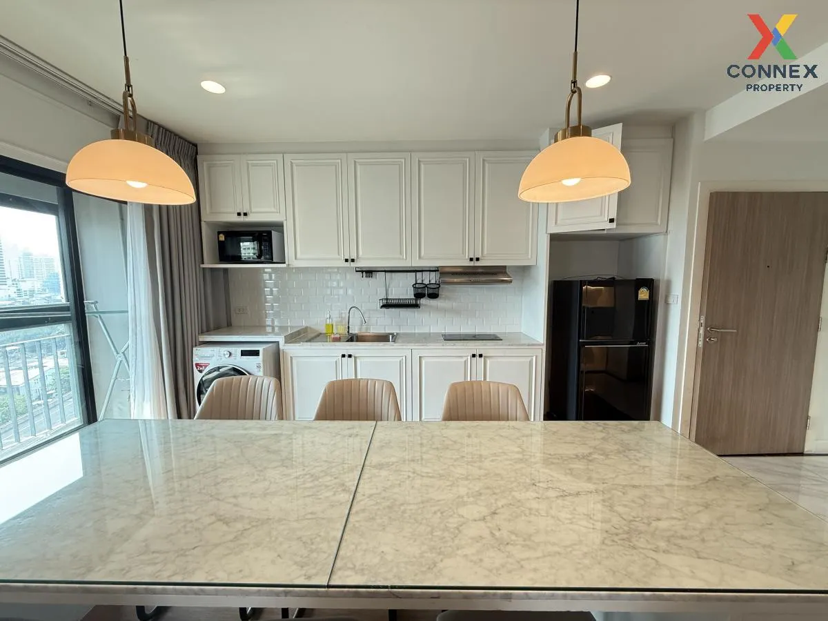 เช่าคอนโด  เรโนวา เรสซิเด้นซ์ ชิดลม BTS-เพลินจิต ลุมพินี เขต ปทุม 4