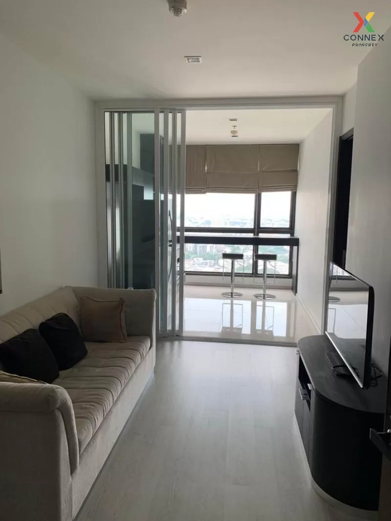 FOR RENT condo , RHYTHM Sukhumvit 44/1 , nice view , high floor , 2