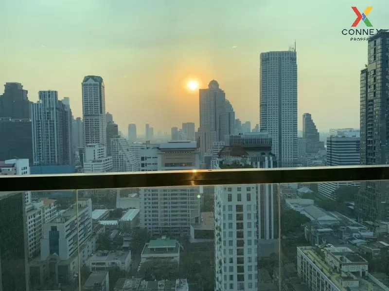 FOR RENT condo , The Address Sathorn , high floor , BTS-Saint Lou