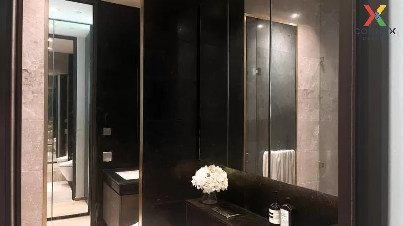 FOR SALE condo , 28 Chidlom , nice view , high floor , BTS-Chit L FOR SALE condo , 28 Chidlom , nice view , high floor , BTS-Chit L