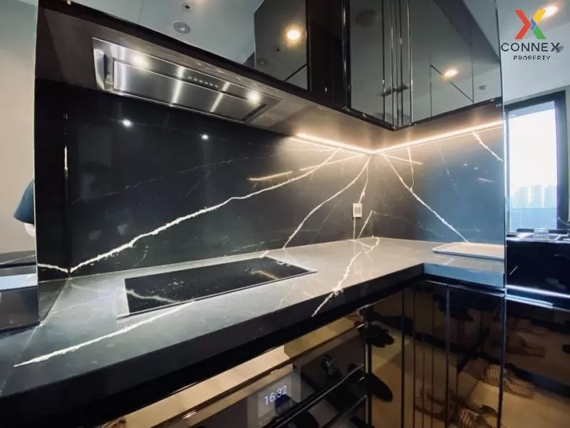 FOR SALE condo , The Esse Sukhumvit 36 , nice view , high floor ,