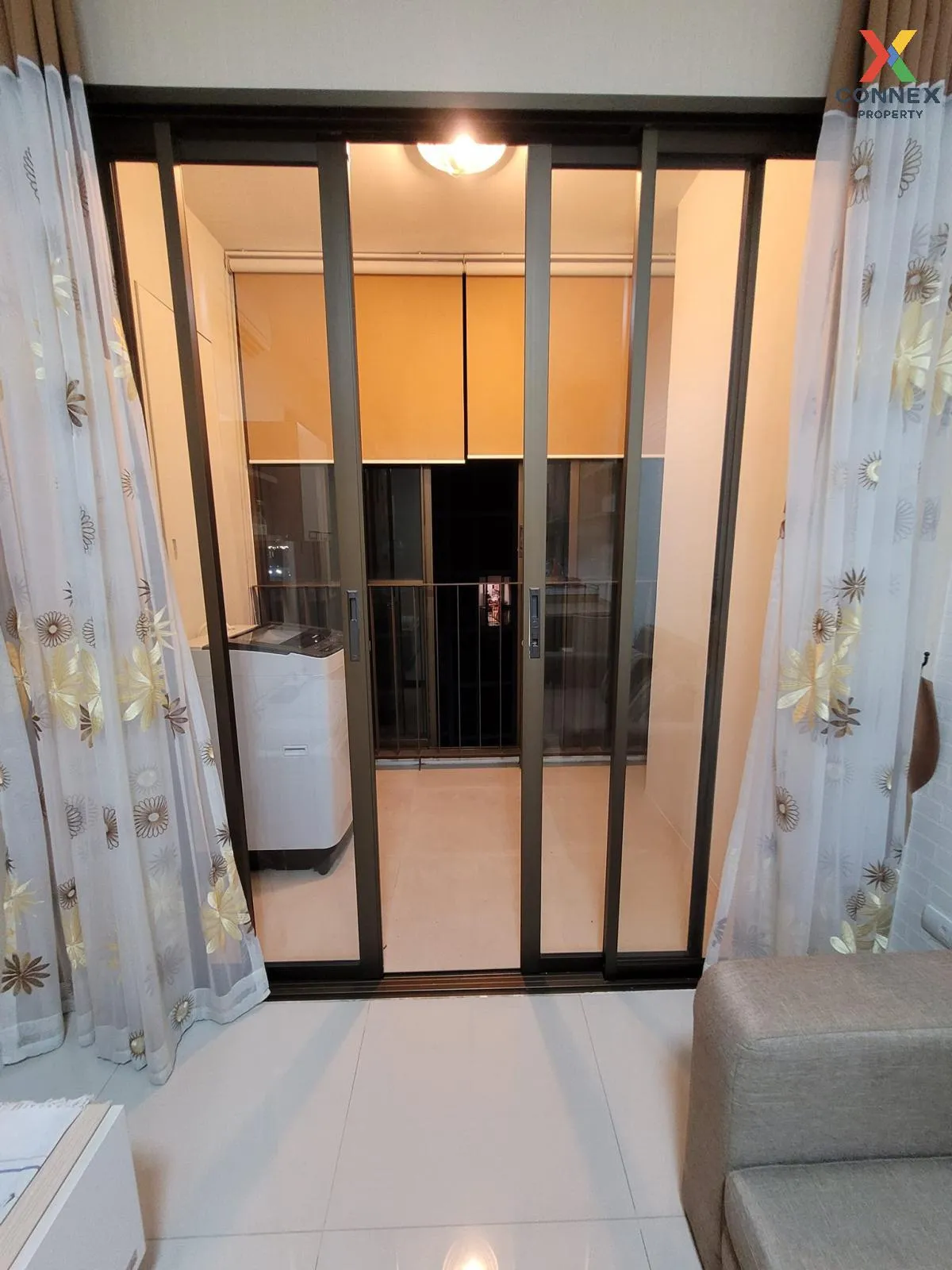 FOR SALE condo , Ideo Mix Sukhumvit 103 , corner unit , BTS-Udom  FOR SALE condo , Ideo Mix Sukhumvit 103 , corner unit , BTS-Udom