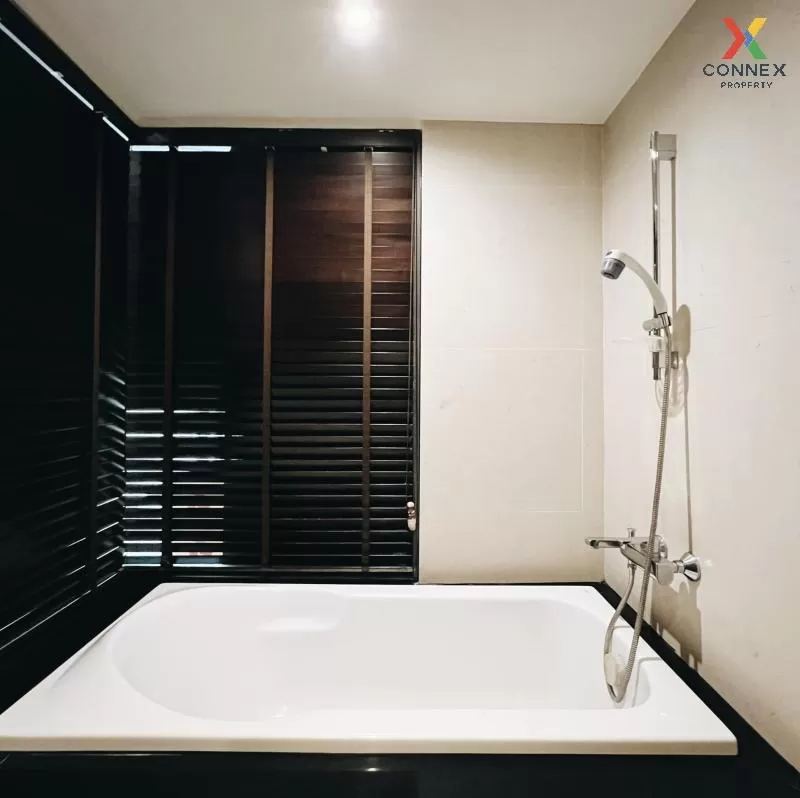 FOR SALE condo , Socio Reference 61 , BTS-Ekkamai , Khlong Tan Nu