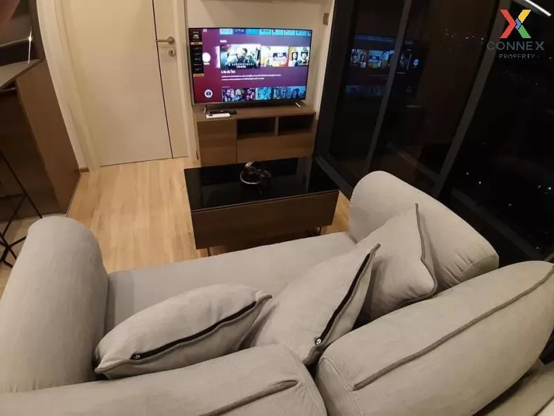 FOR RENT condo , The Line Phahol - Pradipat , nice view , high fl 3