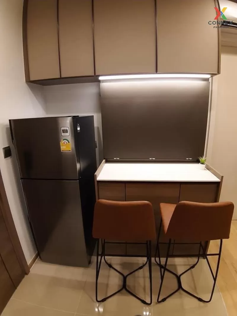 FOR RENT condo , The Line Phahol - Pradipat , nice view , high fl