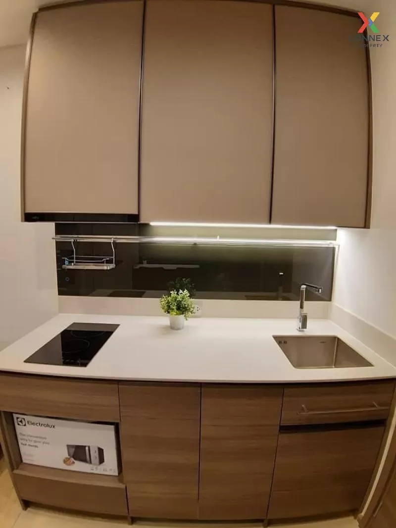 FOR RENT condo , The Line Phahol - Pradipat , nice view , high fl