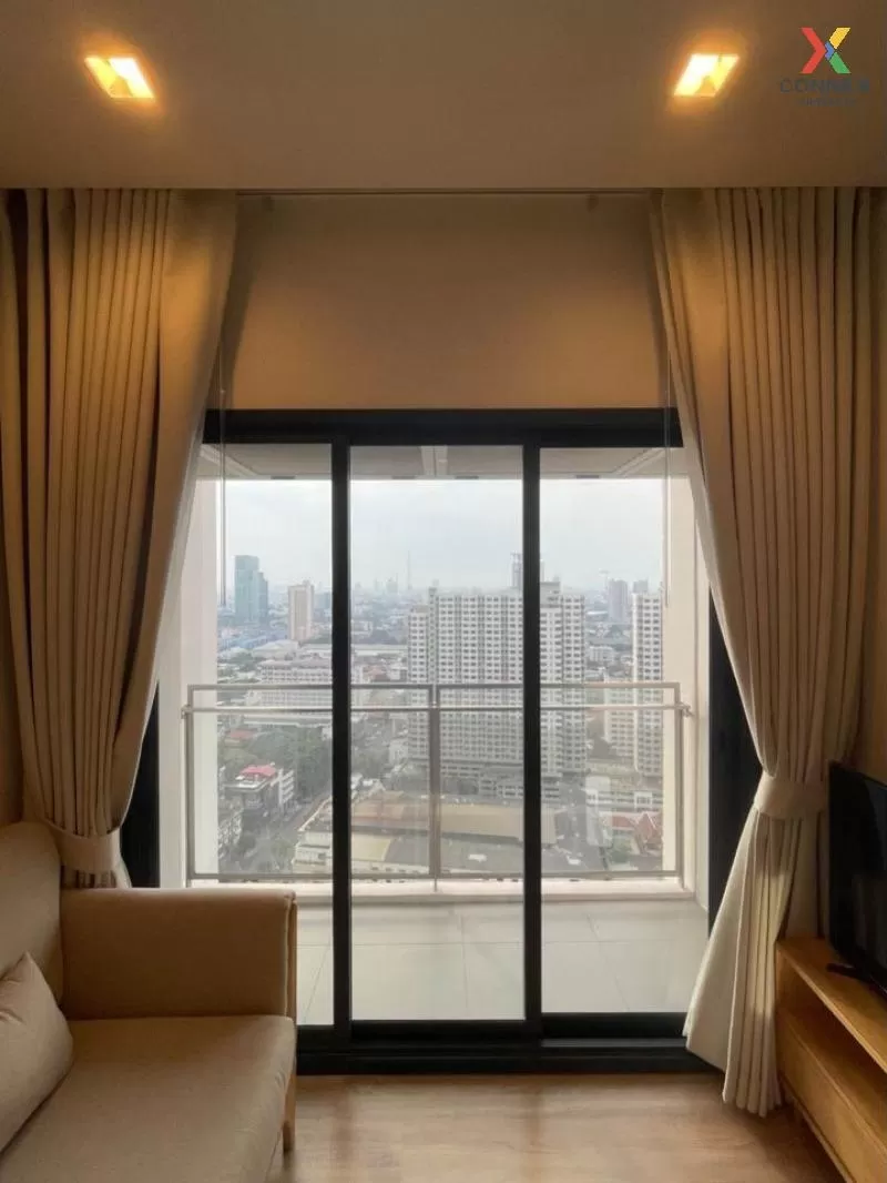 FOR RENT condo , The Line Phahol - Pradipat , high floor , BTS-Sa 2