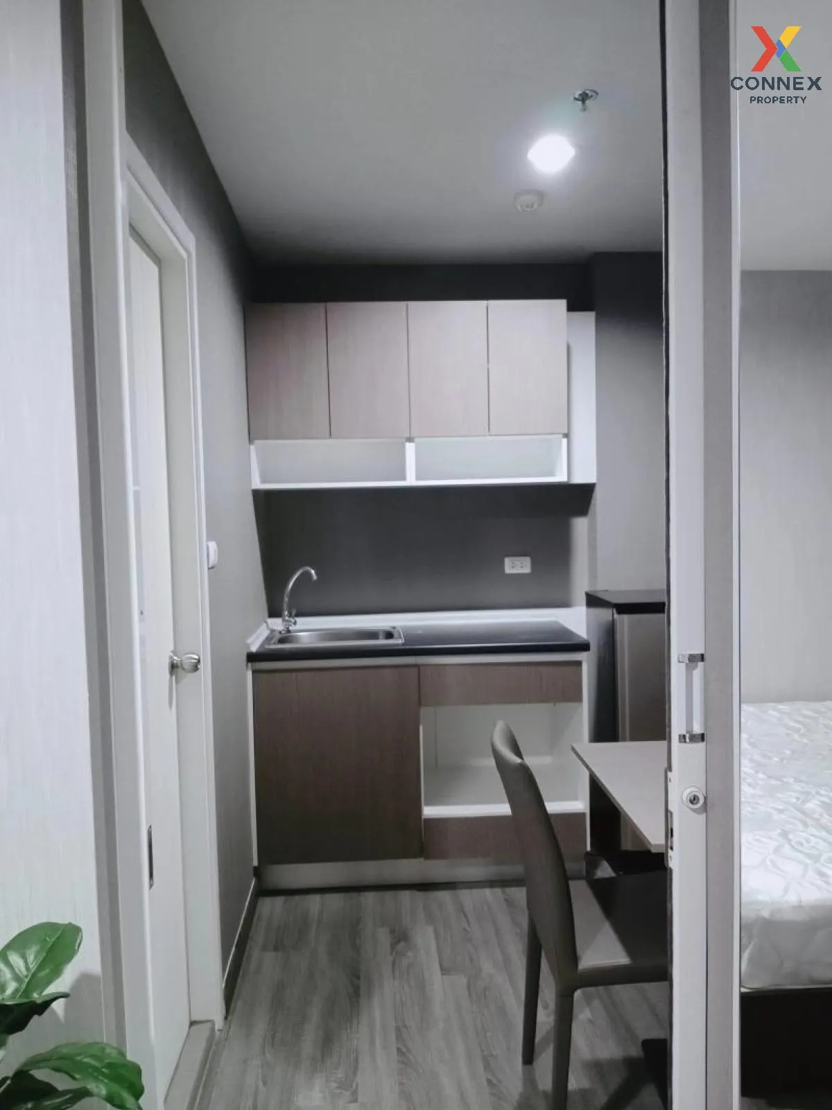FOR RENT condo , The Trust Erawan , BTS-Chang Erawan , Pak Nam Kr 2