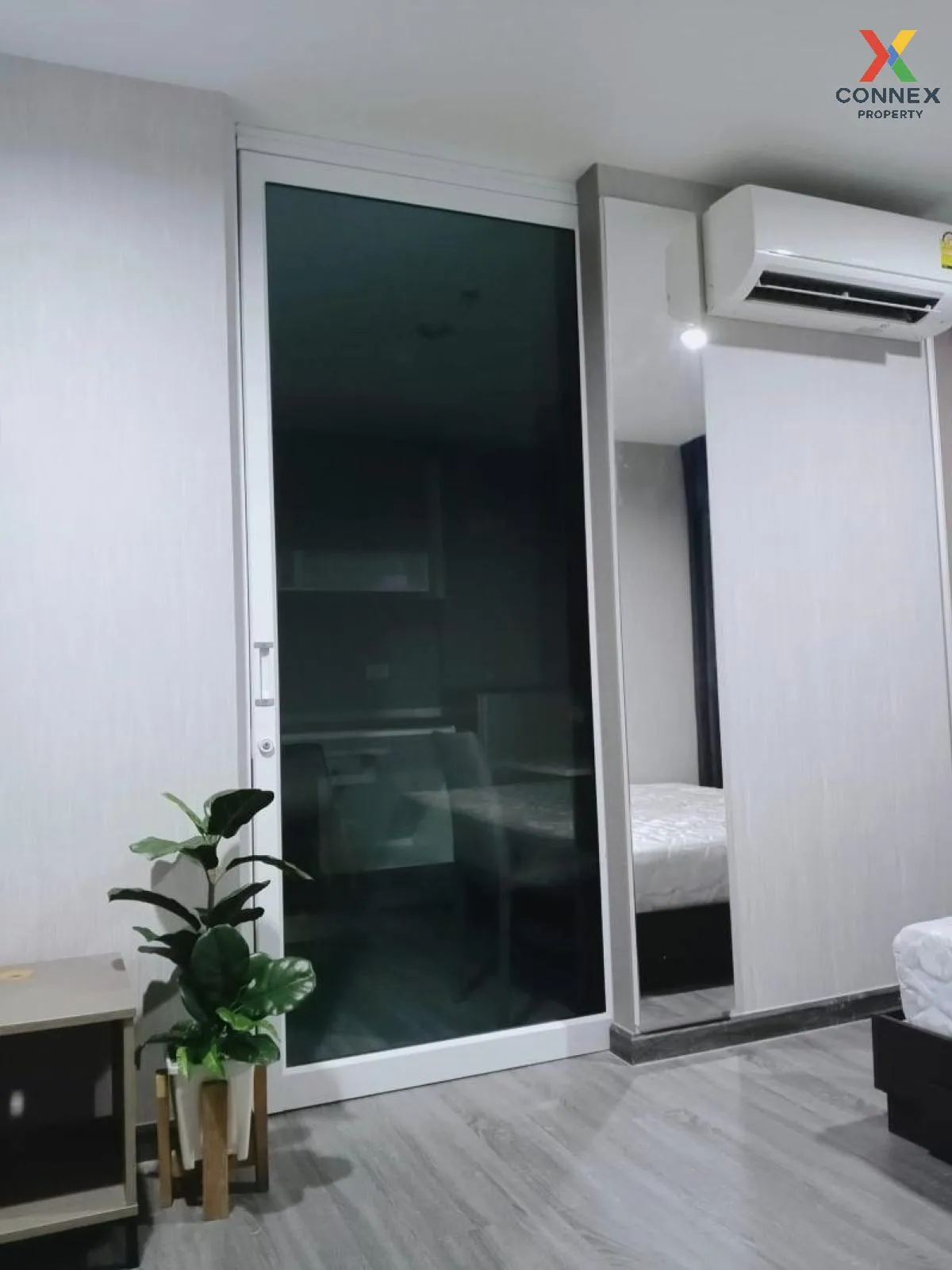 FOR RENT condo , The Trust Erawan , BTS-Chang Erawan , Pak Nam Kr