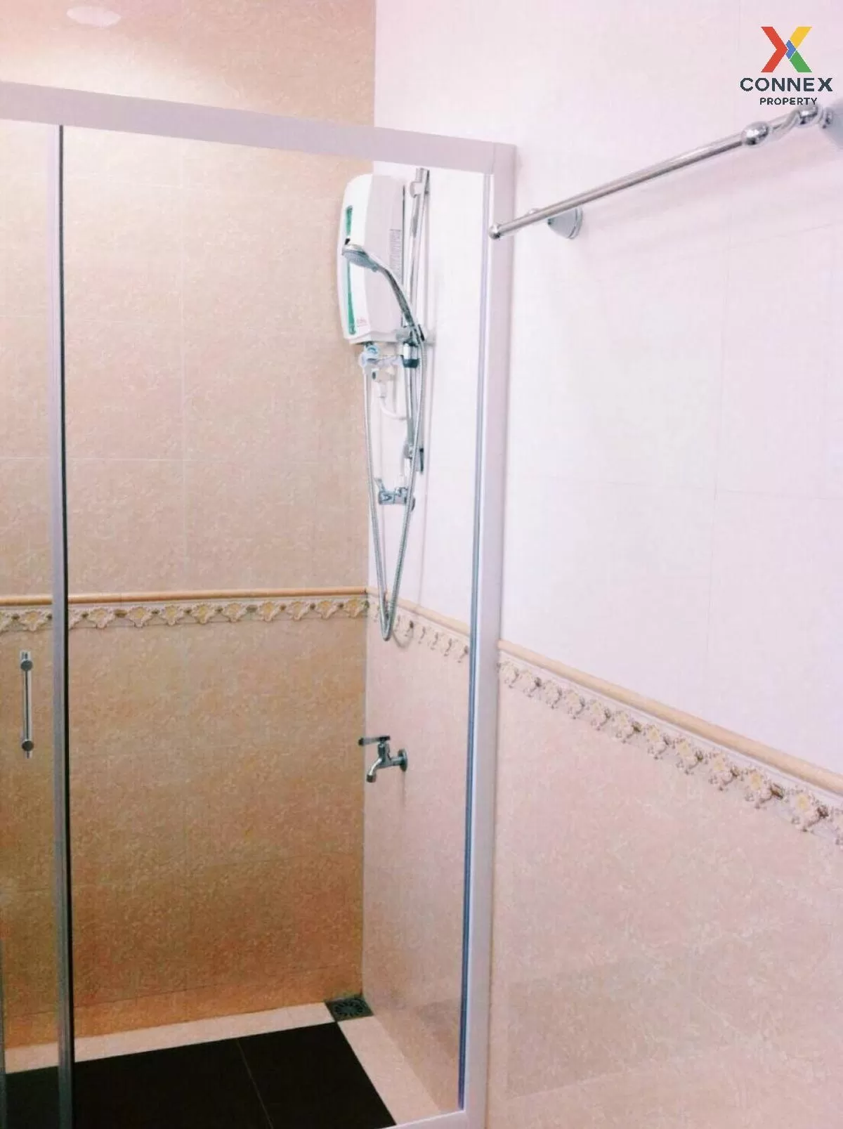 FOR RENT condo , Pathumwan Resort , BTS-Phaya Thai , Thung Phaya 