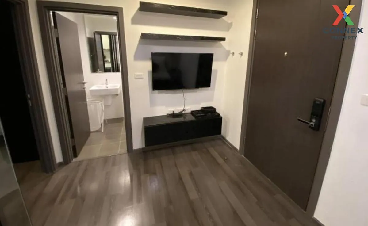 FOR RENT condo , The Base Park West Sukhumvit 77 , high floor , B 2