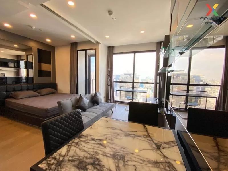 FOR RENT condo , Ashton Chula-Silom , high floor , MRT-Sam Yan , 