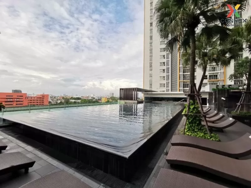 FOR SALE condo , The Parkland Grand Taksin , high floor , BTS-Pho FOR SALE condo , The Parkland Grand Taksin , high floor , BTS-Pho