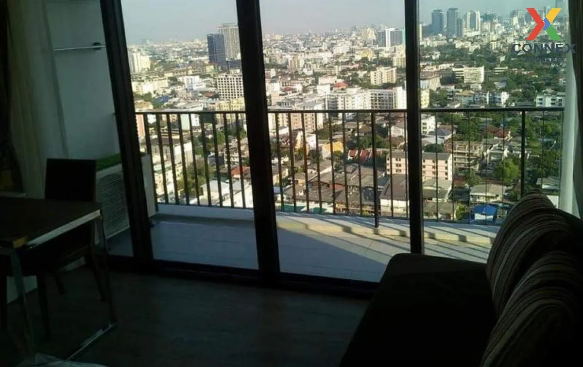 FOR RENT condo , The Issara Ladprao , high floor , MRT-Lat Phrao  2