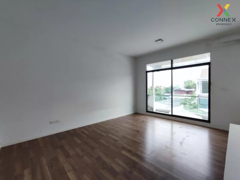 FOR SALE townhome , Baan Mai Rama 2-Buddhabucha  , corner unit , 