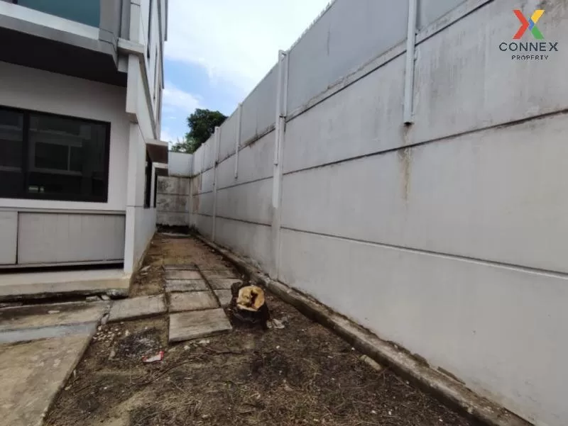 FOR SALE townhome , Baan Mai Rama 2-Buddhabucha  , corner unit ,  3