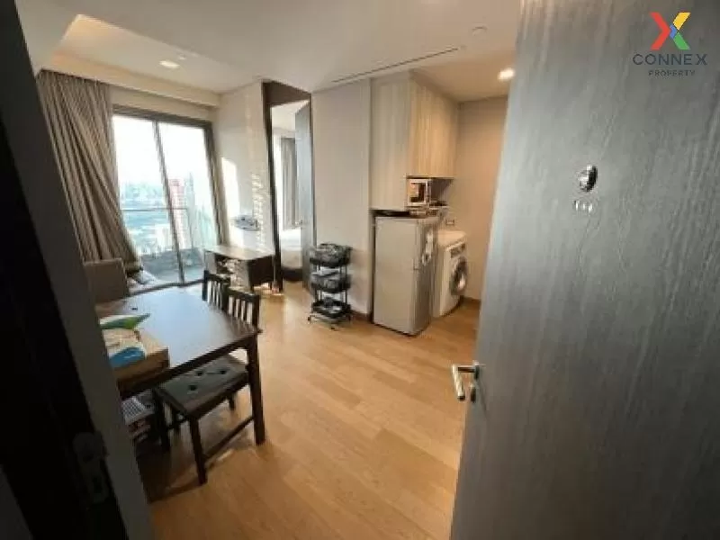 FOR RENT condo , The Lumpini 24 , nice view , high floor , BTS-Ph 1