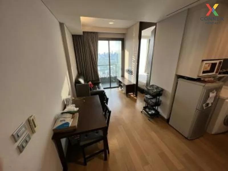 FOR RENT condo , The Lumpini 24 , nice view , high floor , BTS-Ph 3