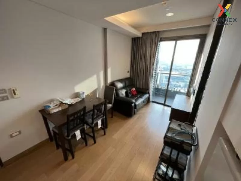 FOR RENT condo , The Lumpini 24 , nice view , high floor , BTS-Ph 4