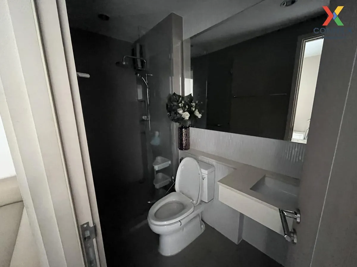 FOR RENT condo , RHYTHM Sukhumvit 42 , BTS-Ekkamai , Phra Khanong