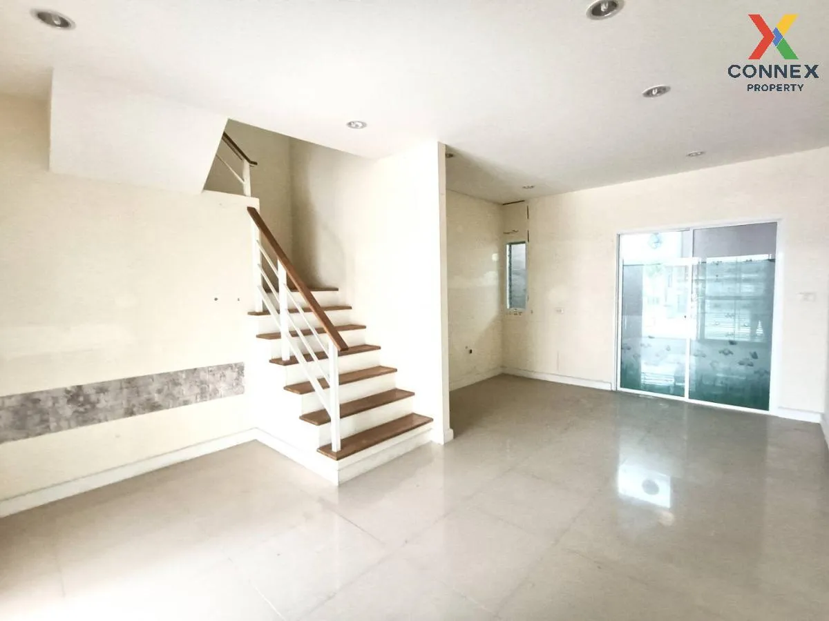 ขายทาวน์เฮ้าส์/ทาวน์โฮม  วิลเลต ไลท์ ติวานนท์-แจ้งวัฒนะ หน้ากว้าง