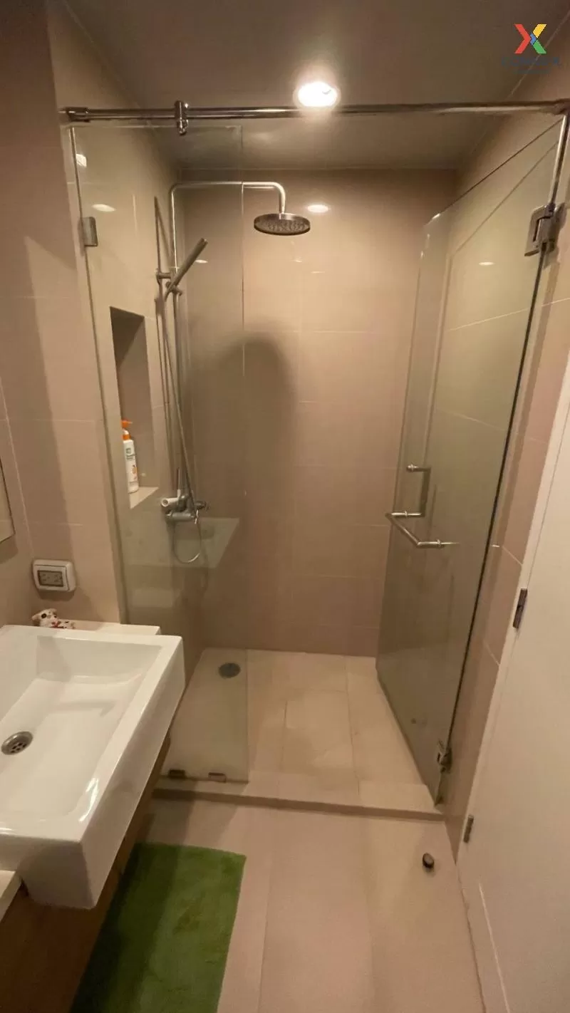 FOR RENT condo , Hive Sukhumvit 65 , BTS-Ekkamai , Phra Khanong N