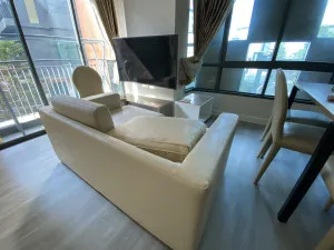 FOR RENT condo , Metro Luxe Phaholyothin-Sutthisan , corner unit , BTS-Saphan Khwai , Sam Sen Nai , Phaya Thai , Bangkok , CX-55575