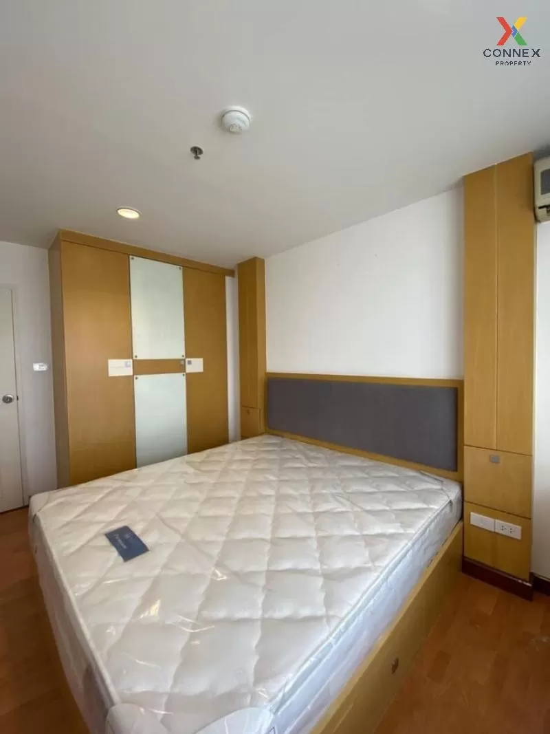 FOR RENT condo , River Heaven , BTS-Saphan Taksin , Wat Phraya Kr