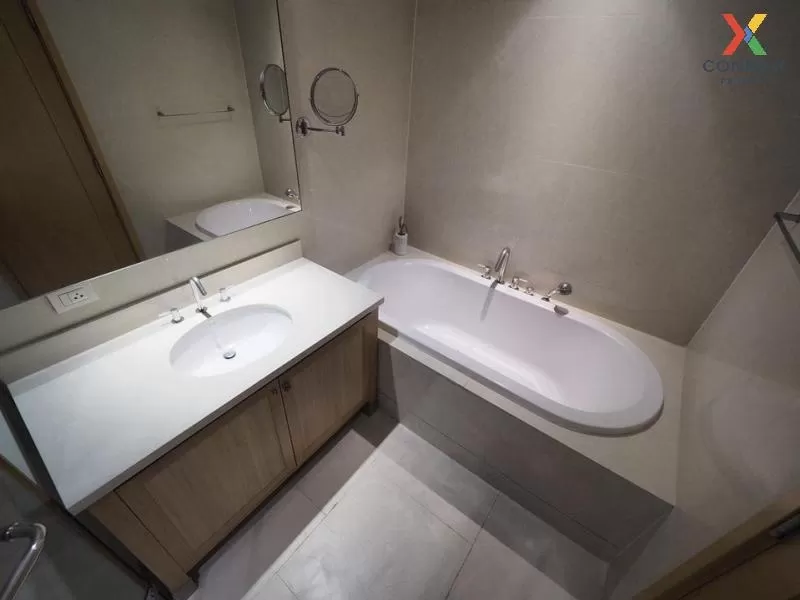 FOR RENT condo , The Emporio Place , BTS-Phrom Phong , Khlong Toe