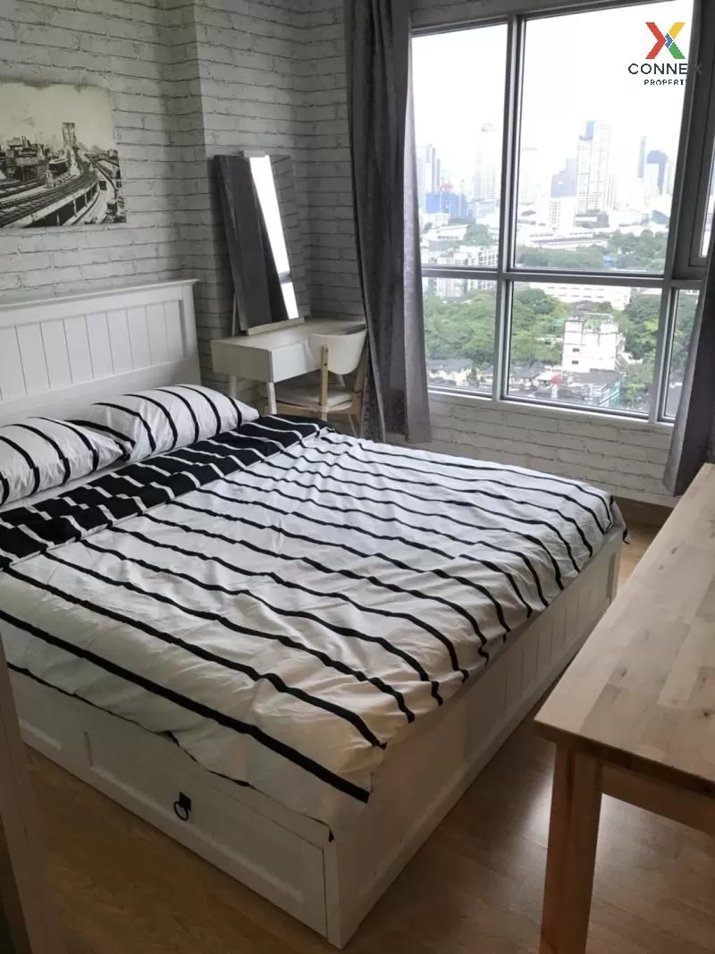 FOR RENT condo , Aspire Rama 4 , high floor , BTS-Ekkamai , Phra 