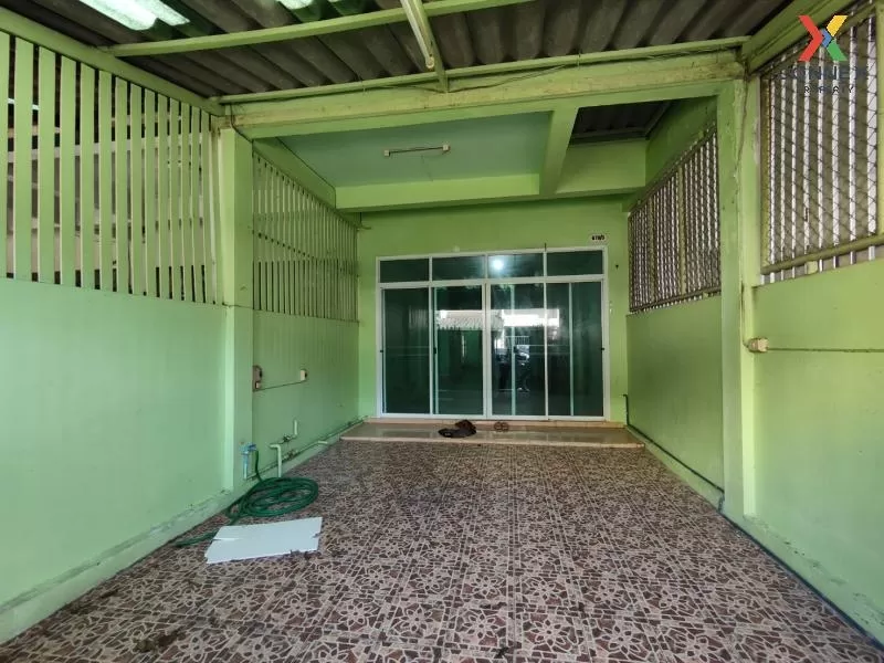 For Sale townhome  near Ekkamai, Ram Inthra , Tha Raeng , Bang Kh 2