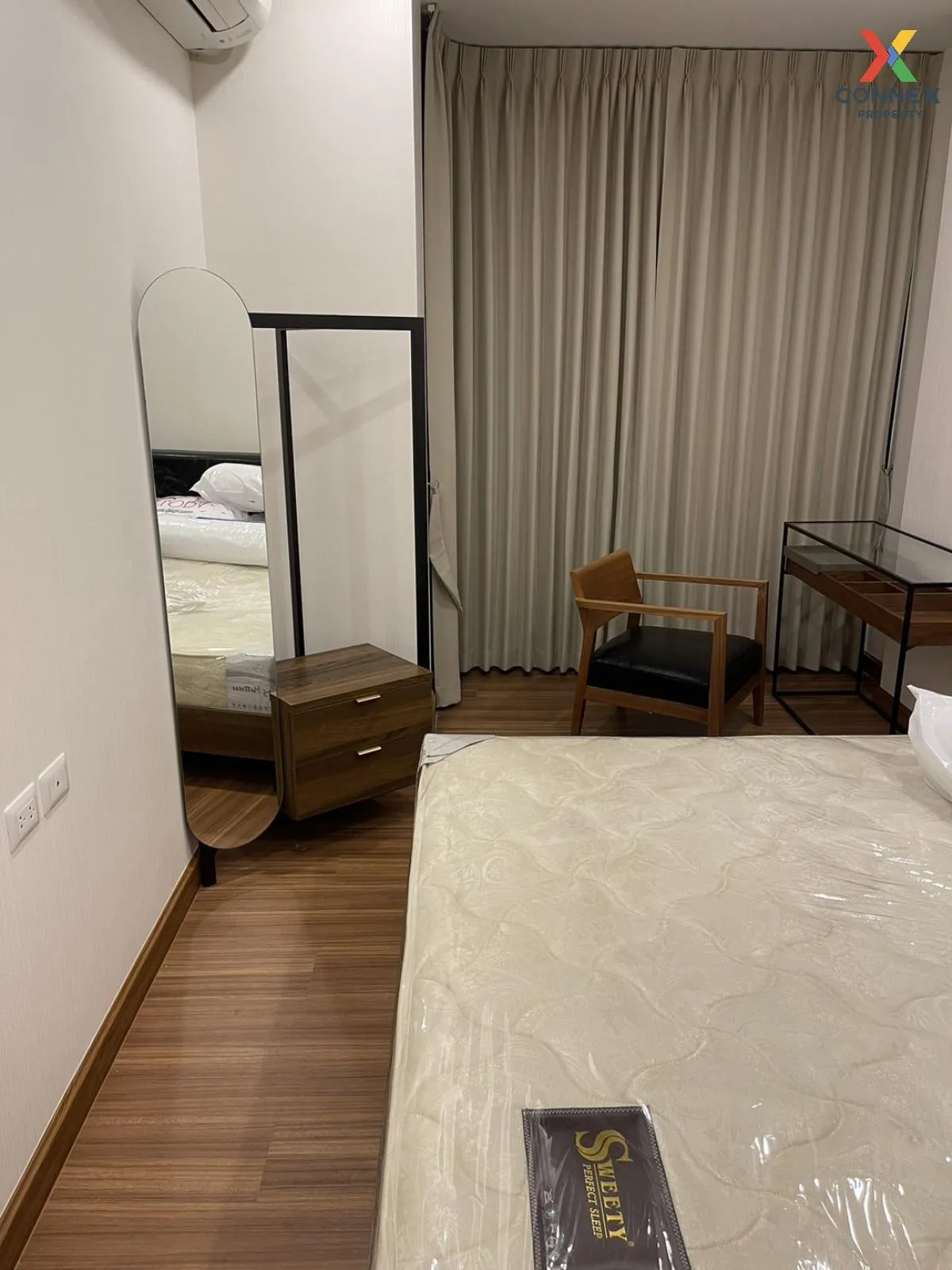 FOR RENT condo , Supalai Premier Charoen Nakhon , high floor , BT