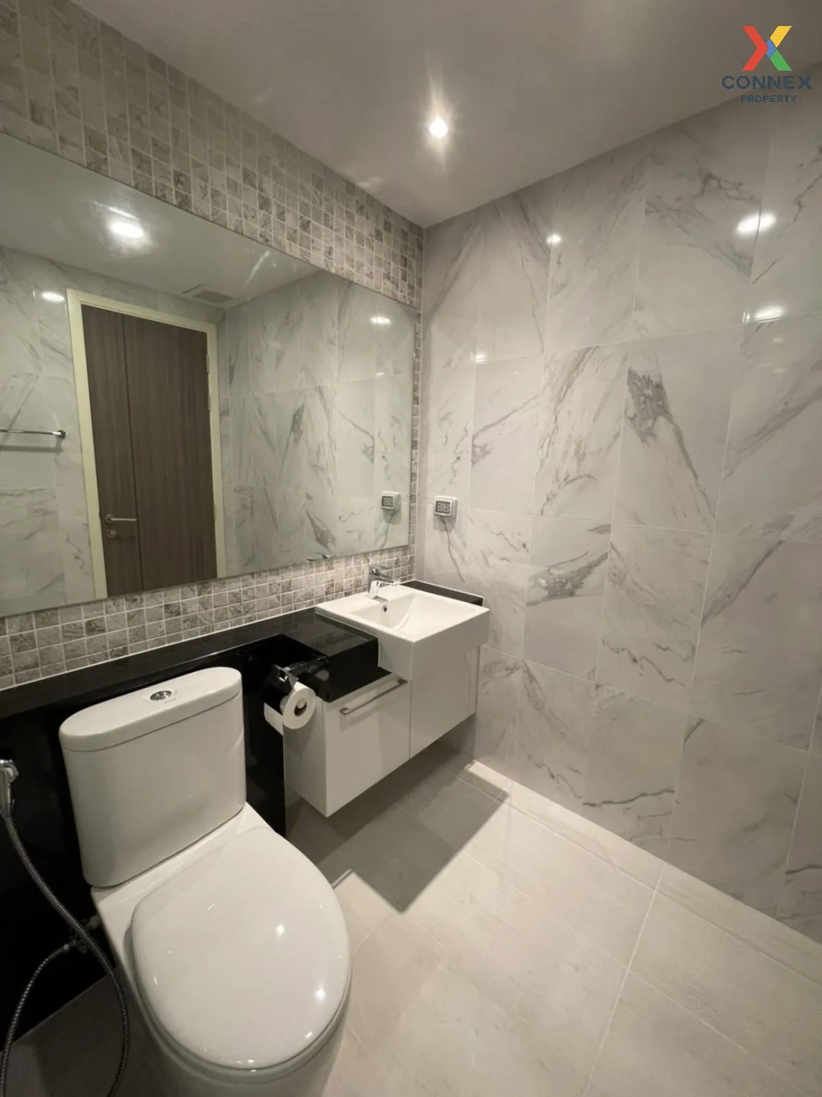 FOR RENT condo , Supalai Premier Charoen Nakhon , high floor , BT