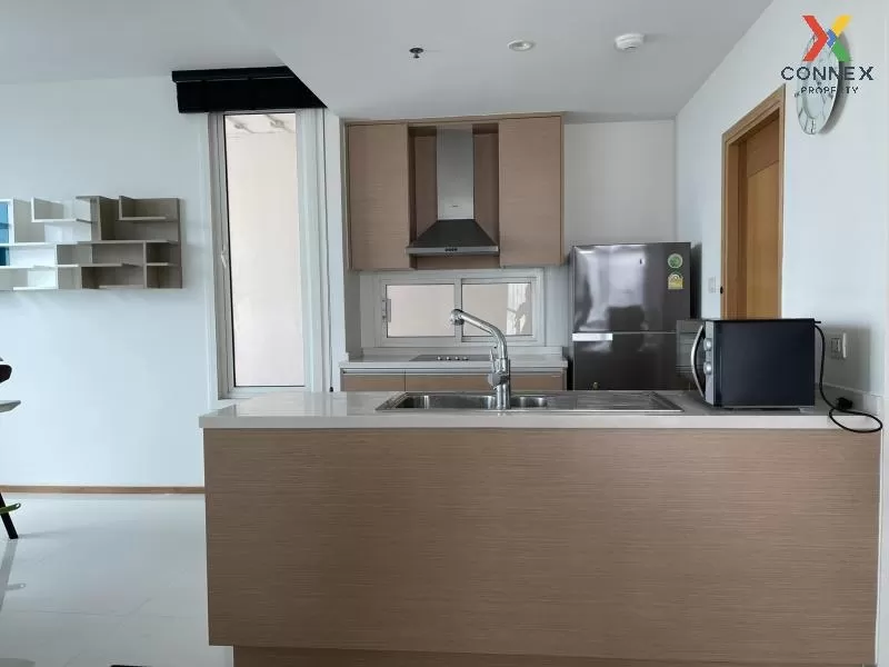 FOR RENT condo , The Empire Place , high floor , BTS-Chong Nonsi  2