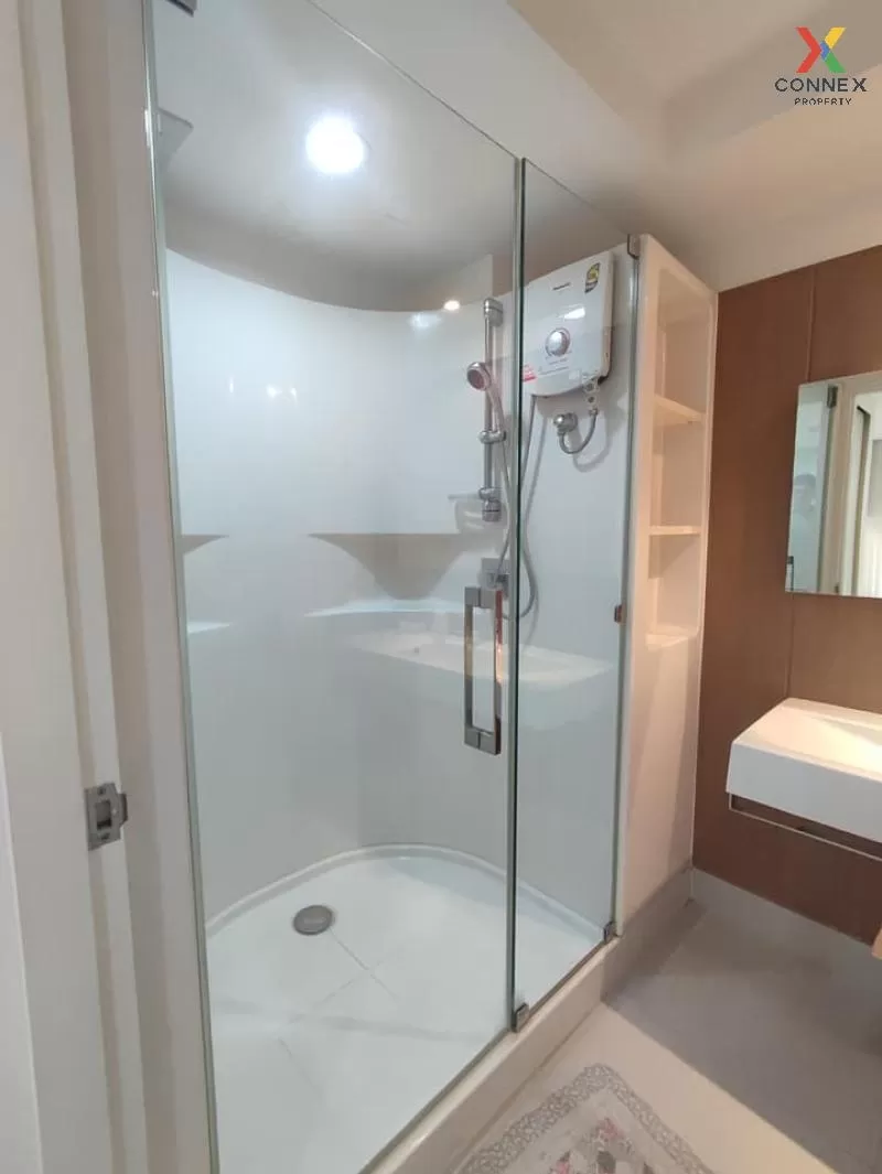 FOR RENT condo , The Bangkok Sathon-Taksin , BTS-Krung Thon Buri 