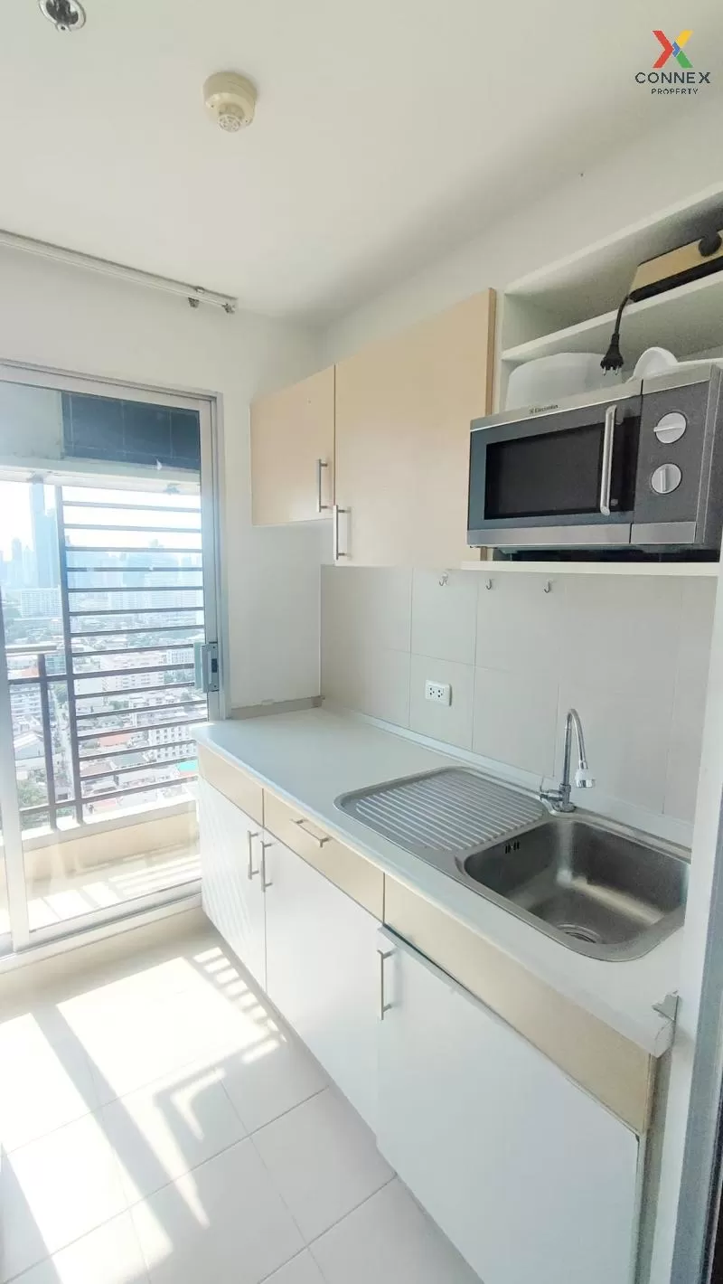 เช่าคอนโด  ศุภาลัย ปาร์ค เอกมัย - ทองหล่อ ชั้นสูง BTS-เอกมัย บางก