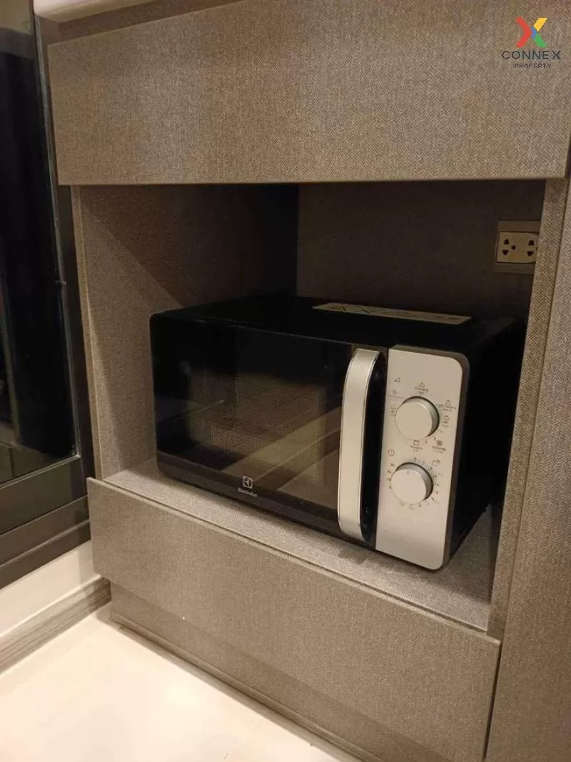 FOR RENT condo , Life Asoke Hype Rama 9 , high floor , MRT-Phra R