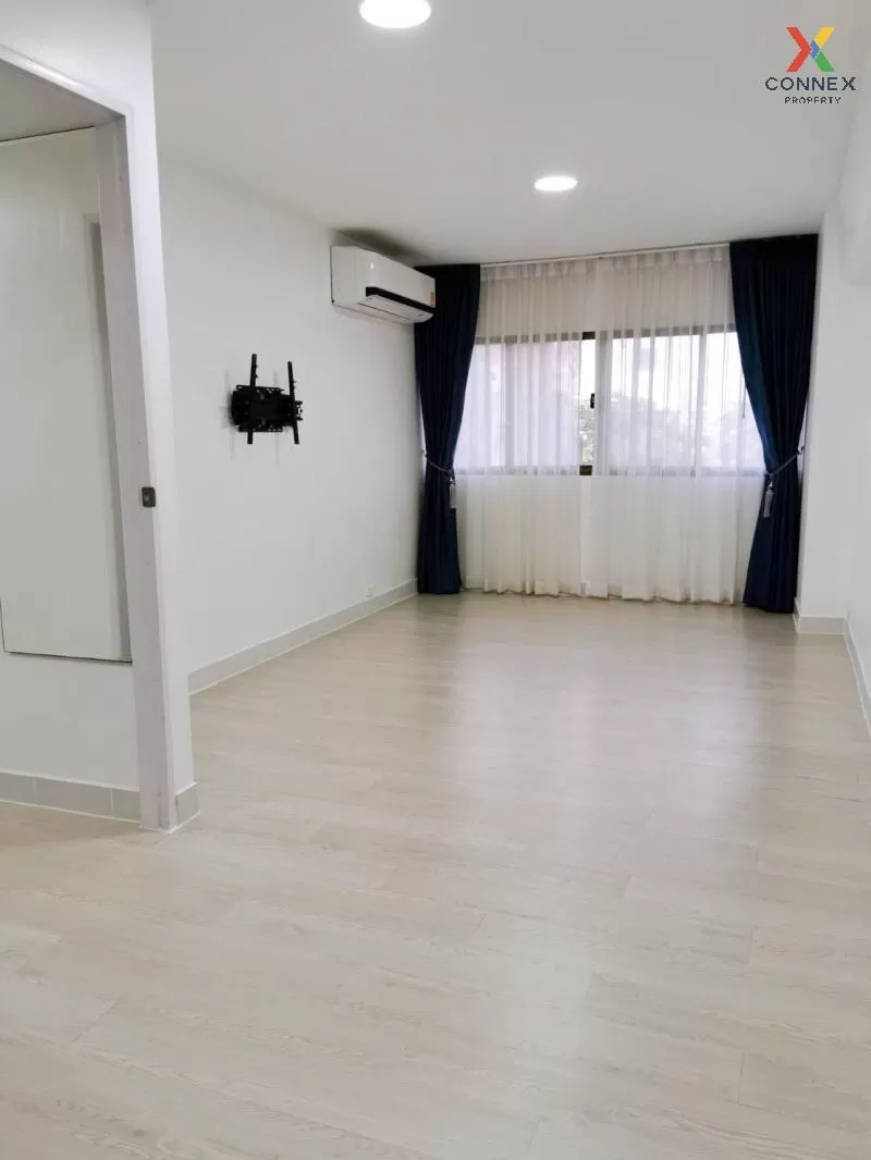 FOR SALE condo , Thonglor Tower , BTS-Thong Lo , Khlong Toei Nuea FOR SALE condo , Thonglor Tower , BTS-Thong Lo , Khlong Toei Nuea 3