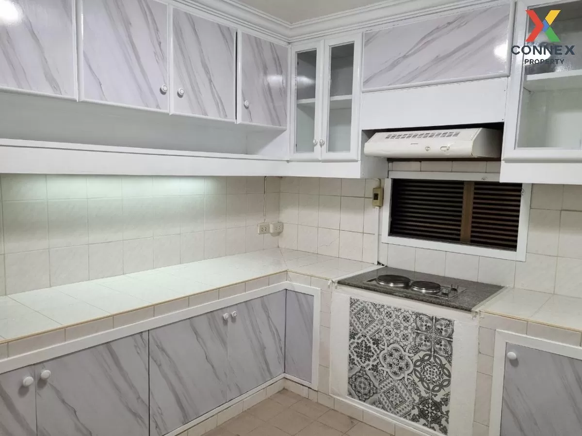 เช่าคอนโด  อคาเดเมีย แกรนด์ BTS-พร้อมพงษ์ คลองตันเหนือ เขต วัฒนา 