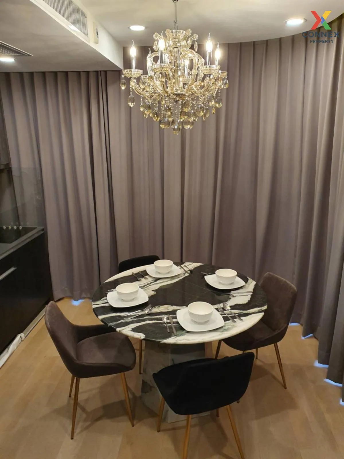 ขายคอนโด  แอชตัน จุฬา-สีลม วิวสวย MRT-สามย่าน สี่พระยา เขต บางรัก