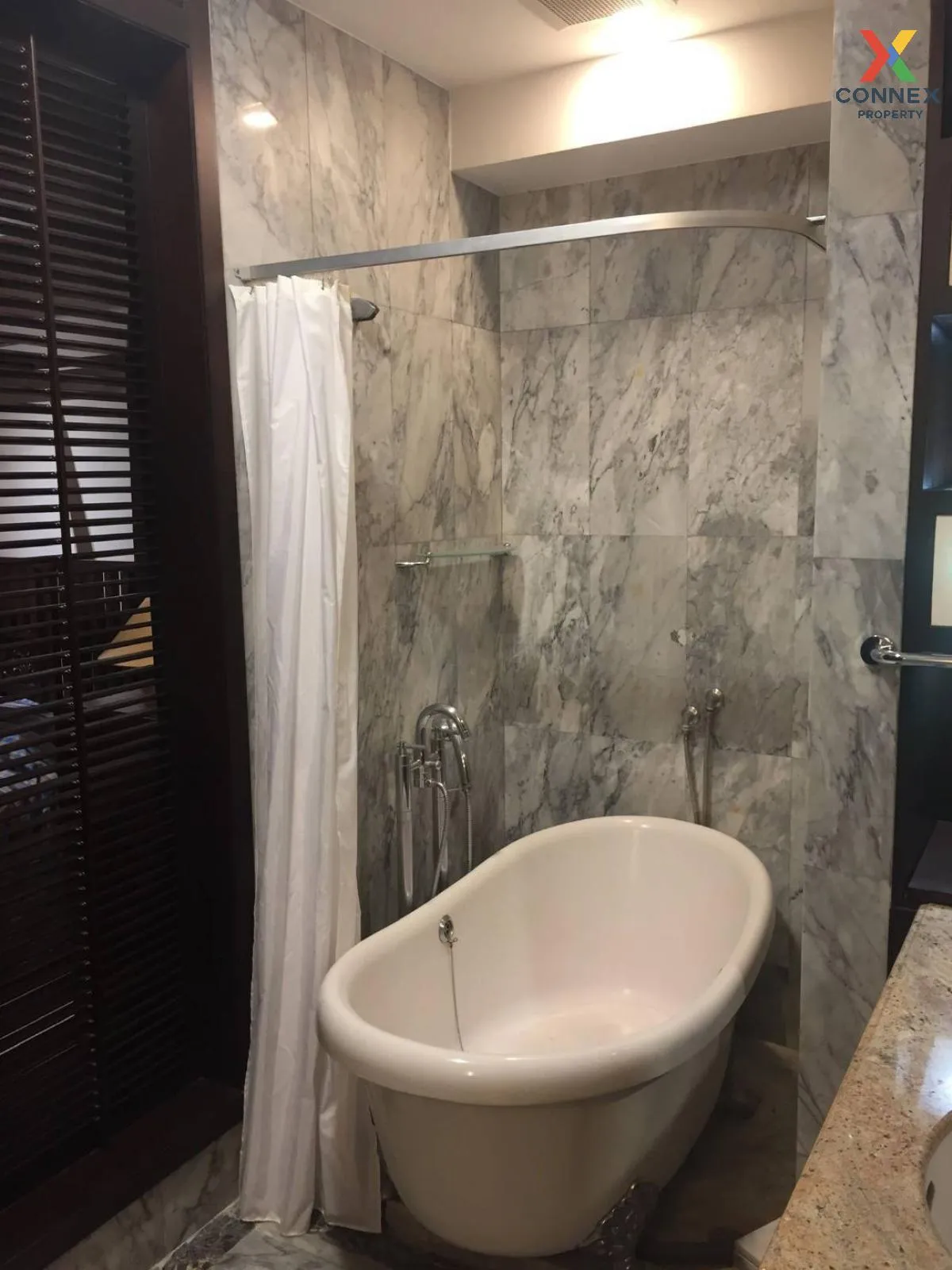 เช่าคอนโด  อโศก ทาวเวอร์  MRT-เพชรบุรี คลองตันเหนือ เขต วัฒนา กรุ 2