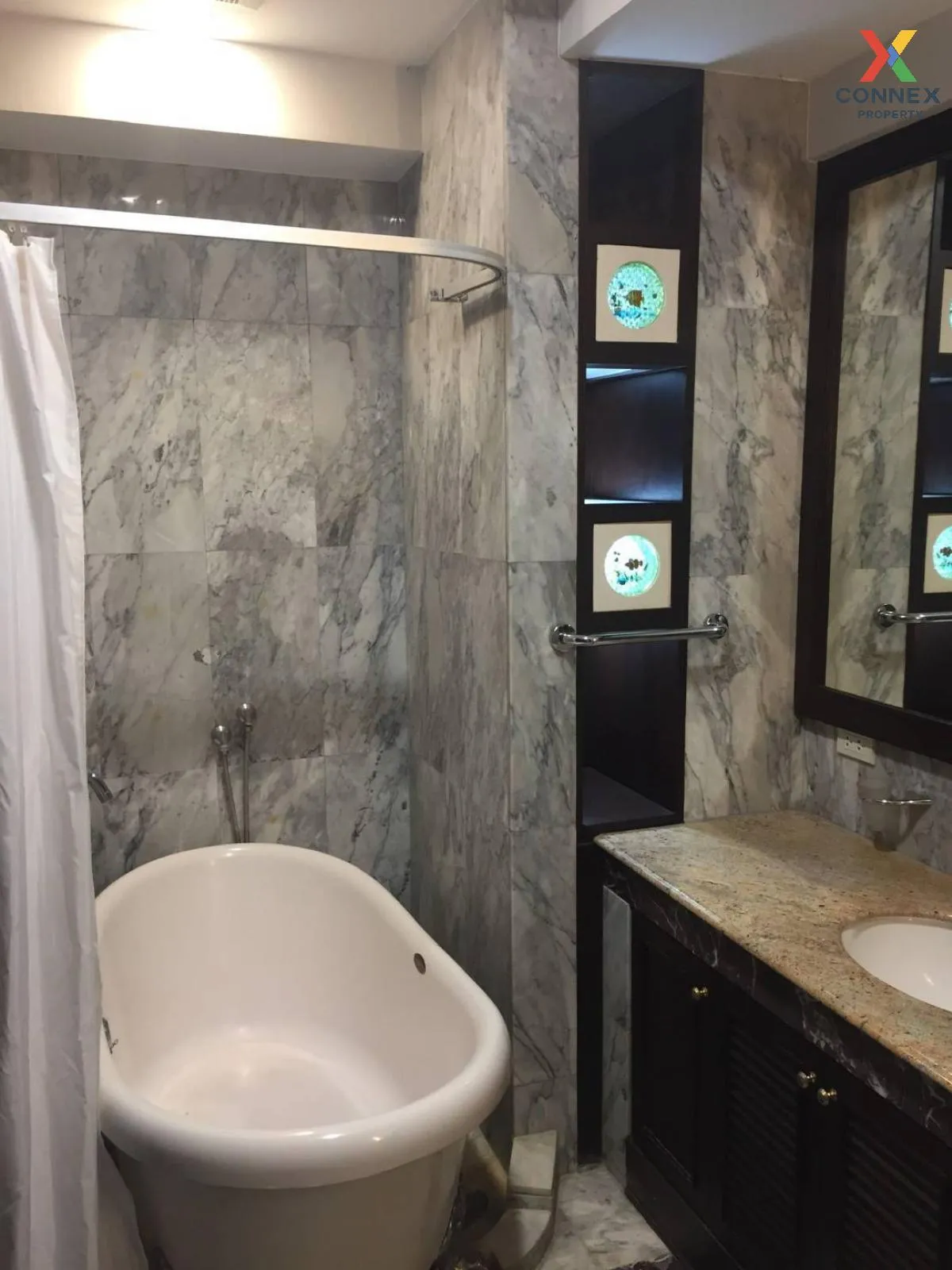 เช่าคอนโด  อโศก ทาวเวอร์  MRT-เพชรบุรี คลองตันเหนือ เขต วัฒนา กรุ