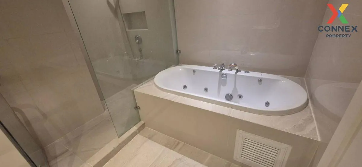 FOR RENT condo , Athenee Residence , BTS-Phloen Chit , Lumpini , 