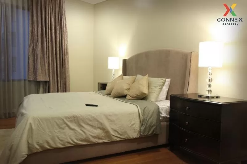 FOR RENT condo , Bright Sukhumvit 24 , high floor , BTS-Phrom Pho