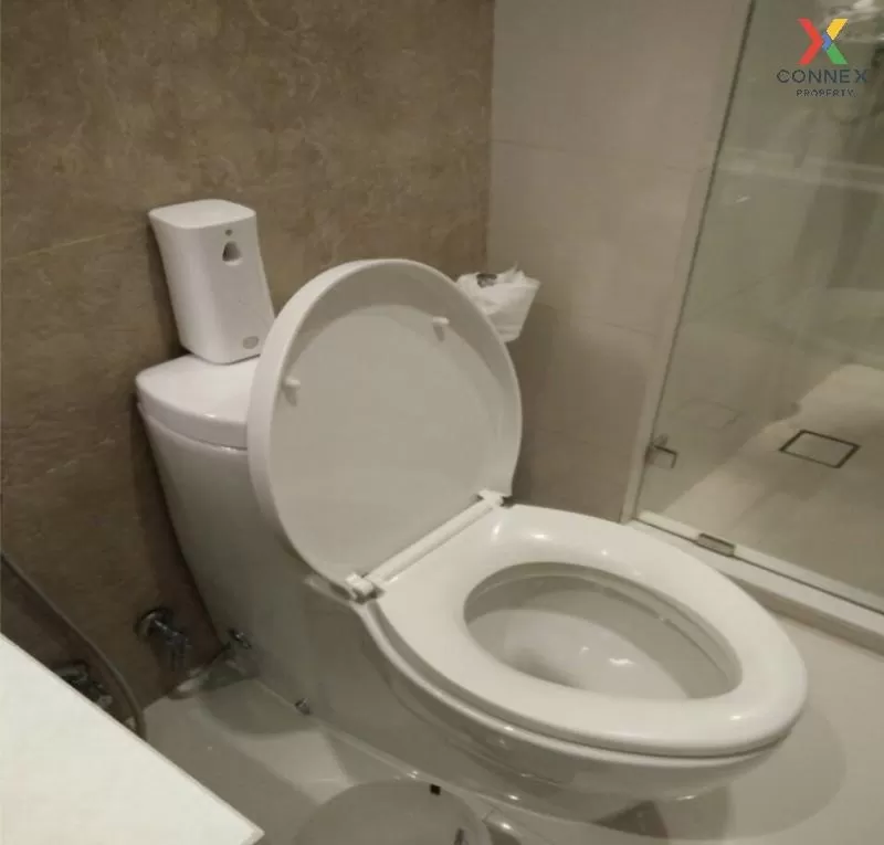 FOR RENT condo , Bright Sukhumvit 24 , high floor , BTS-Phrom Pho