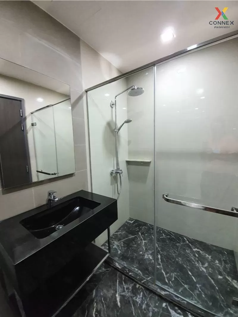 FOR SALE condo , EDGE Sukhumvit 23 , BTS-Asok , Khlong Toei Nuea 
