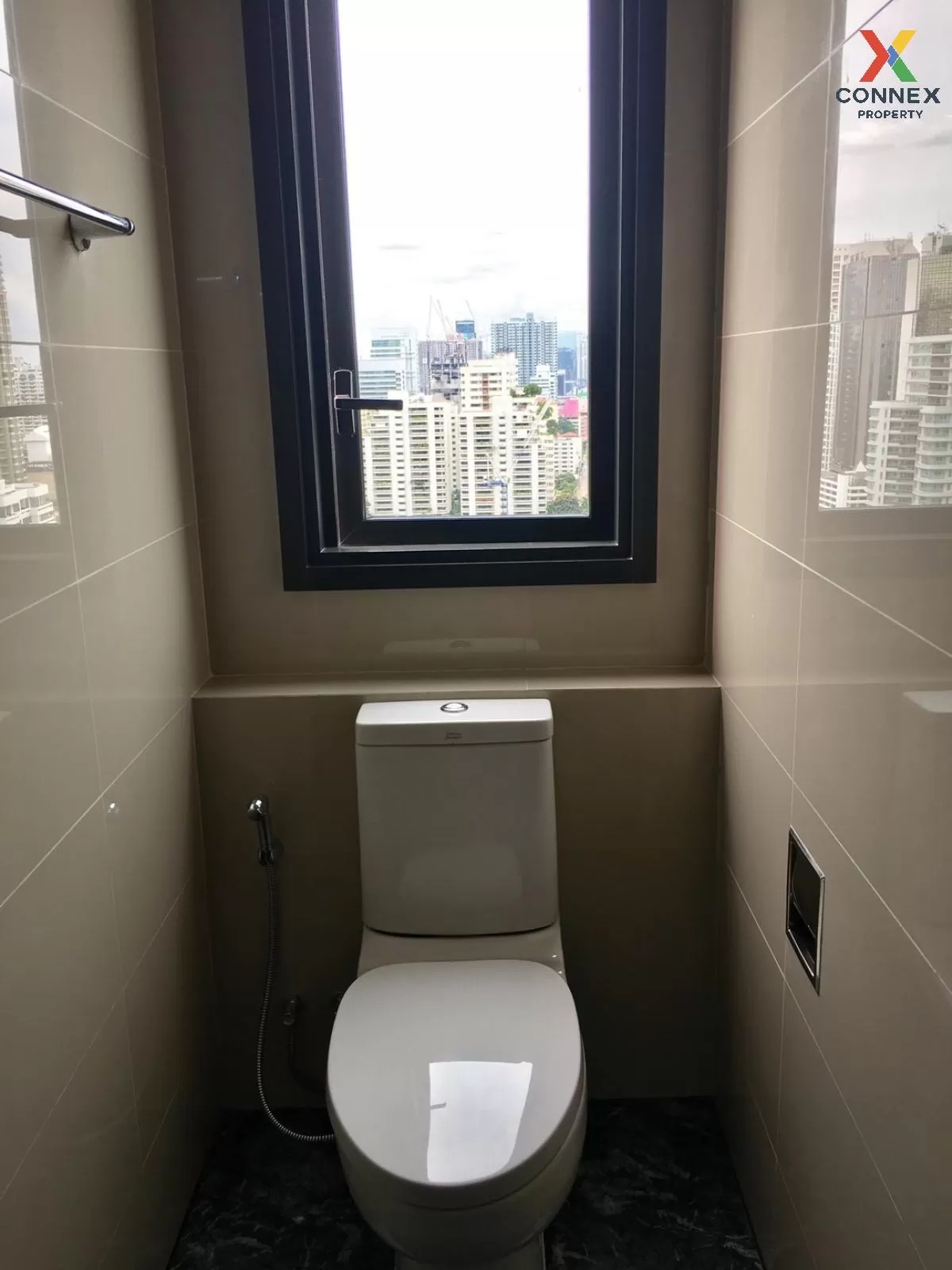 FOR RENT condo , EDGE Sukhumvit 23 , BTS-Asok , Khlong Toei Nuea 