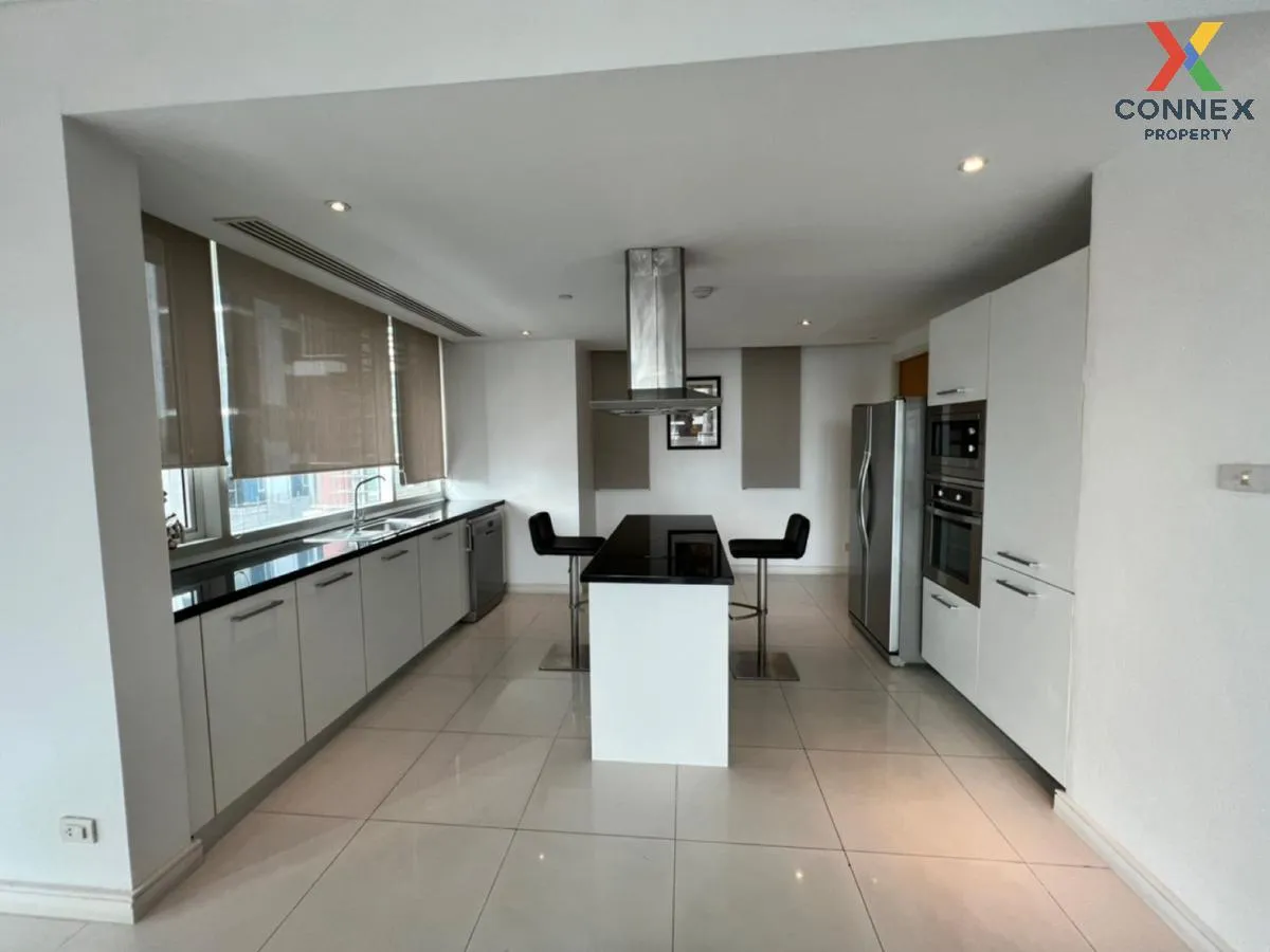 For Rent Condo , Fullerton Sukhumvit , BTS-Ekkamai , Khlong Tan N 4